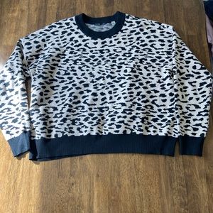 Tahari crew neck animal print sweater